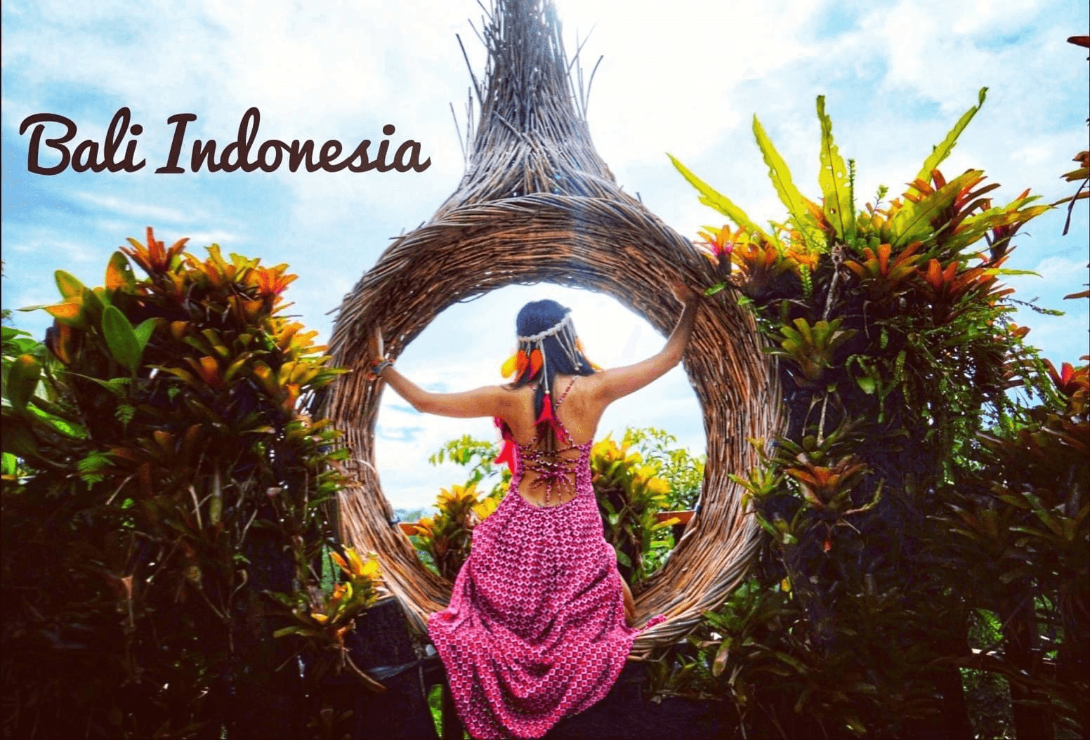 Bewitching Bali บาหลี - วัดเบซากีย์ - เกาะนูซาเปดิน่า 4วัน3คืน (FD) 4