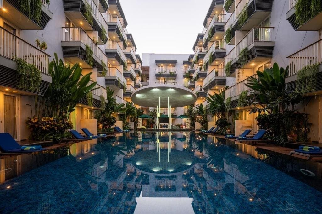 Bewitching Bali บาหลี - วัดเบซากีย์ - เกาะนูซาเปดิน่า 4วัน3คืน (FD) 6