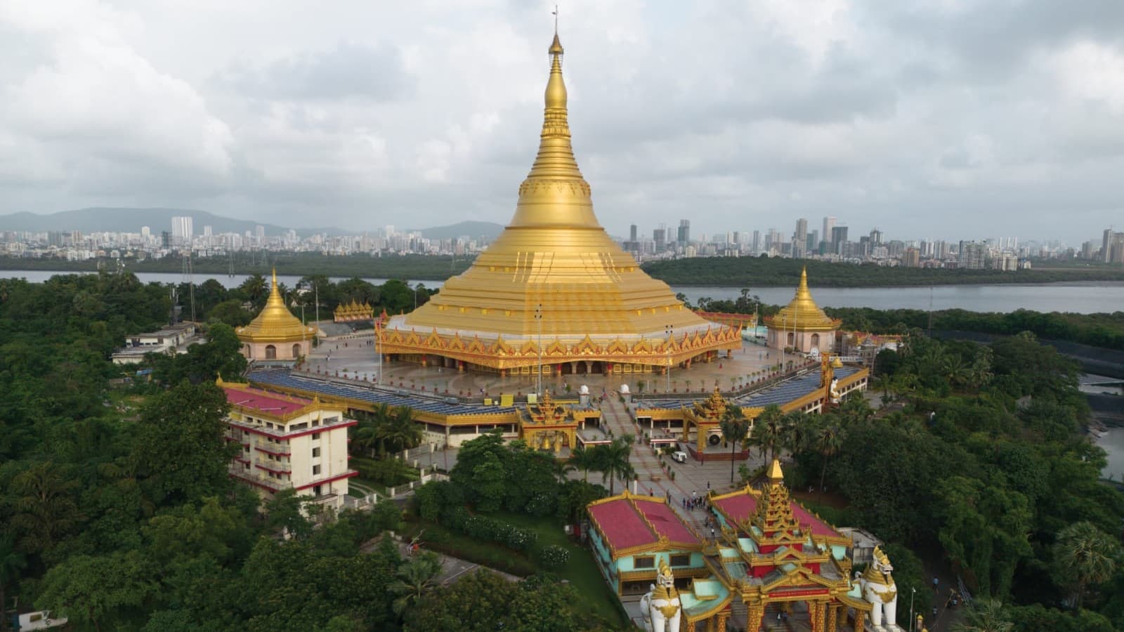เยือนสามเมือง ชมมรดกโลกอารยะศรัทธา มุมไบ ปูเน่ ออรังคาบัด สามศานนา พุทธ ฮินดู เชน 6วัน 4คืน 6