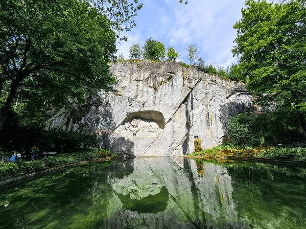 MONO SWITZERLAND เบิร์น เวเว่ย์ เซอร์แมท อินเทอร์ลาเกน ทิตลิส ลูเซิร์น ซูริค 7 วัน 4 คืน 4