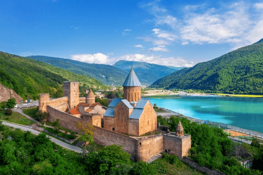 GEORGIA ขี่ม้าทะลุเขา ชมวิวสุดเร้า ชิมไวน์สุดหรู 8 วัน 5 คืน โดยสายการบิน TURKISH AIRLINES (TK) 1