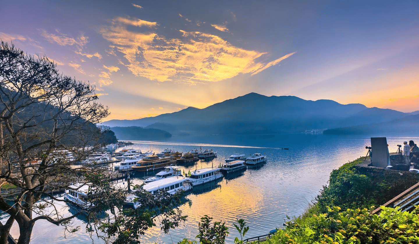 ไต้หวัน ไทเป ไทจง ตั้นสุ่ย ล่องเรือสุริยันจันทรา ชมดอกไม้ 5 วัน 4 คืน 2