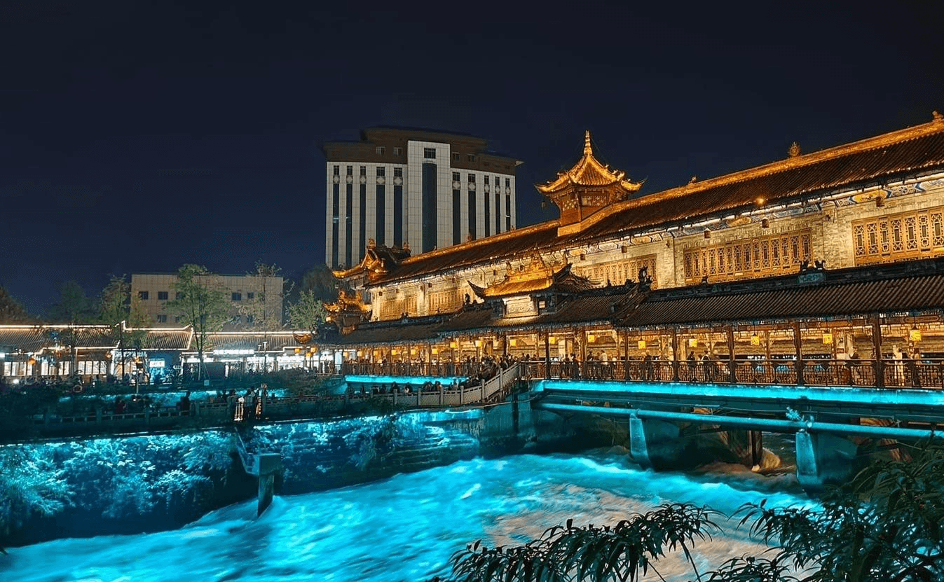 ฉงชิ่ง – เฉิงตู – อู่หลง – สี่ดรุณี สวรรค์ดอกไม้แห่งแดนมังกร **ไม่ลงร้านช้อป** 6 วัน 4 คืน 2
