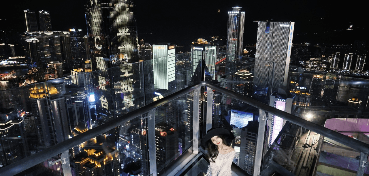 เที่ยวครบทุกสไตล์ฉงชิ่ง สัมผัสบรรยากาศเมืองหุบเขา และสายหมอก 3D2N 3